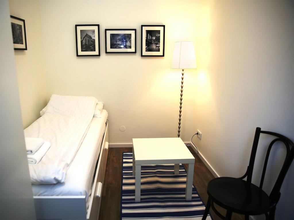 Flatprovider Comfort Eduard Apartment - Contactless Check In Wenen Kamer foto