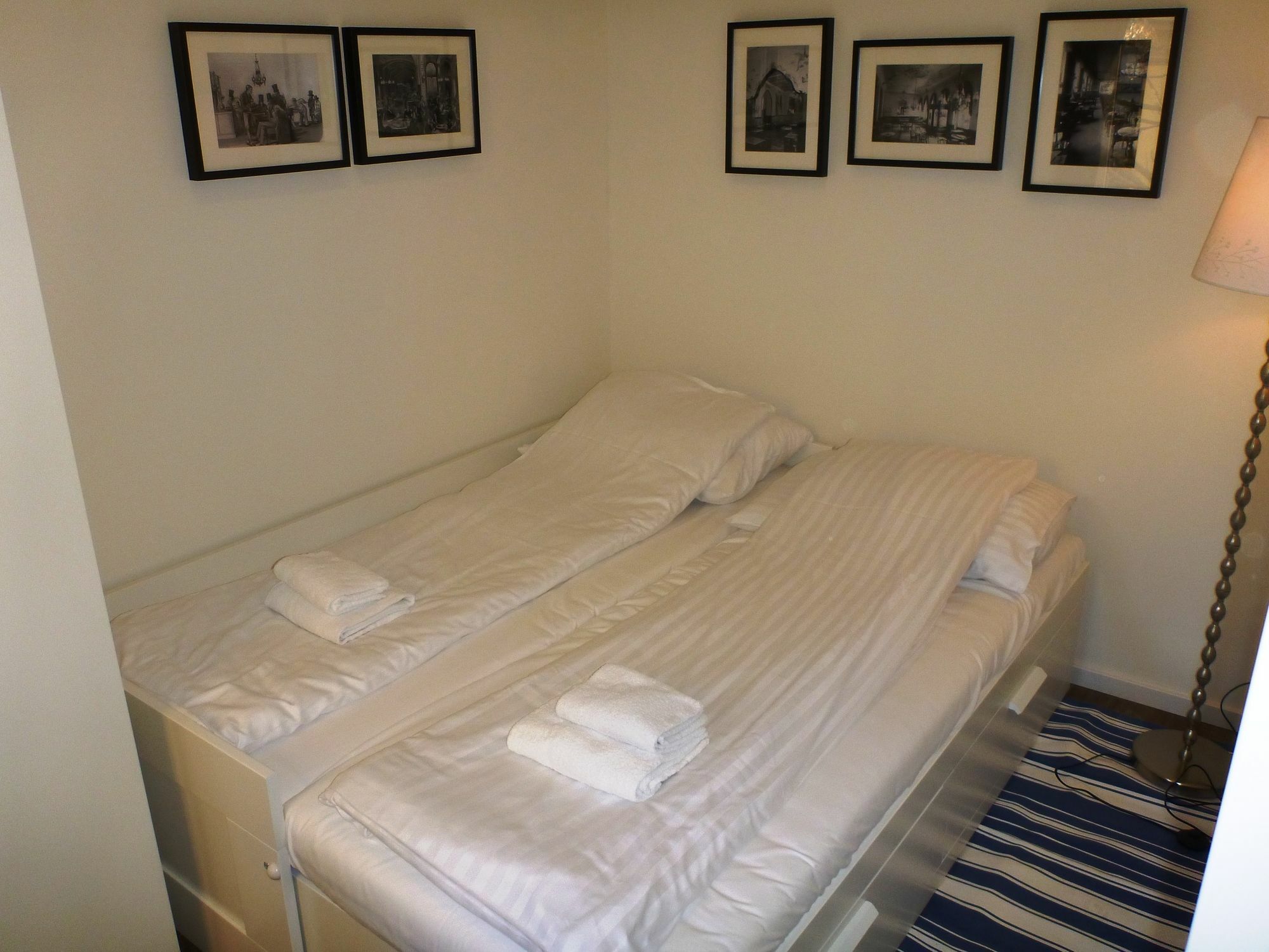 Flatprovider Comfort Eduard Apartment - Contactless Check In Wenen Buitenkant foto