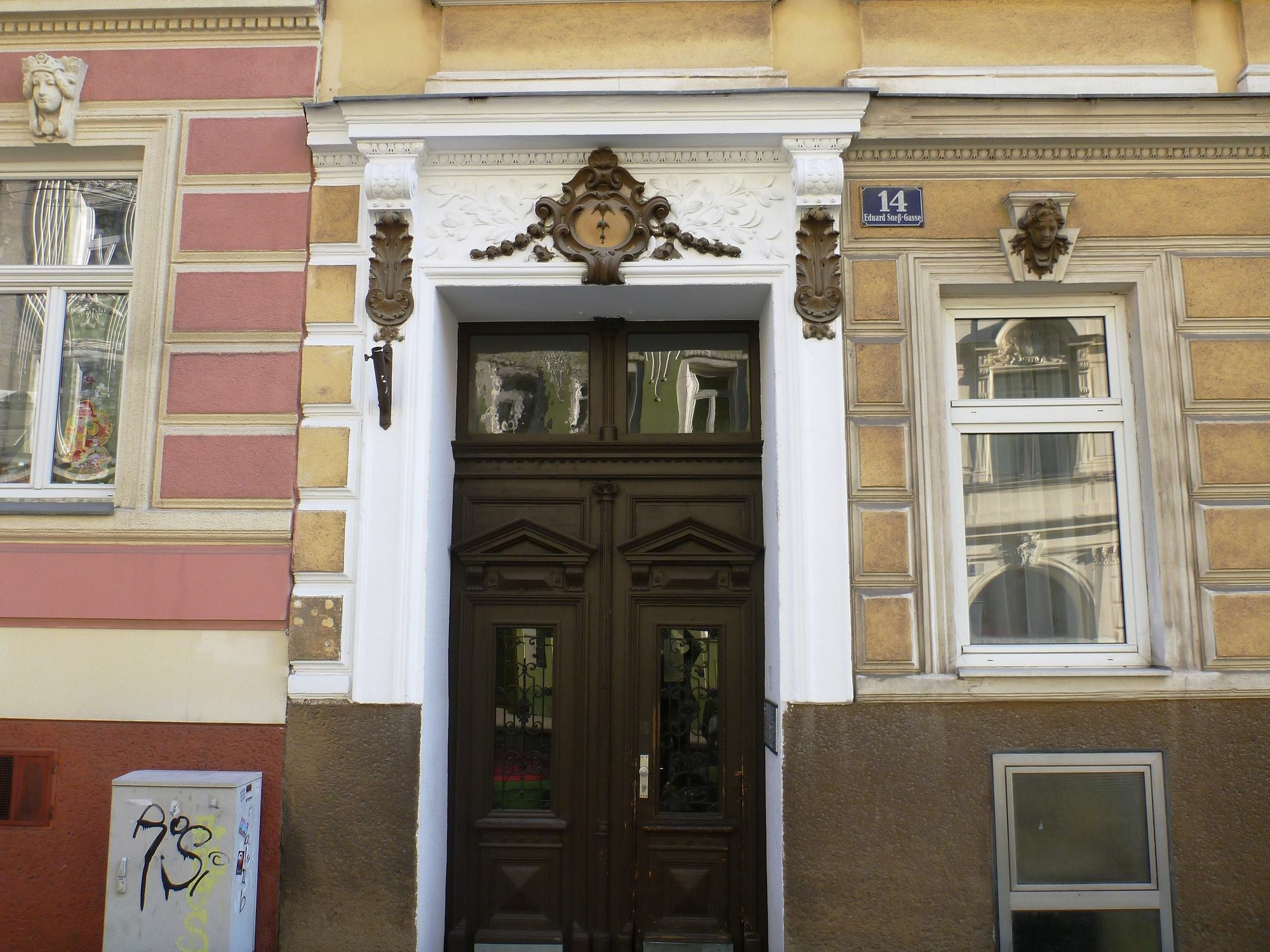 Flatprovider Comfort Eduard Apartment - Contactless Check In Wenen Buitenkant foto