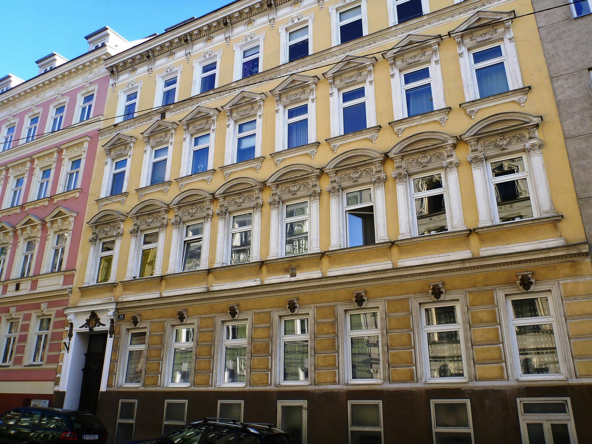 Flatprovider Comfort Eduard Apartment - Contactless Check In Wenen Buitenkant foto